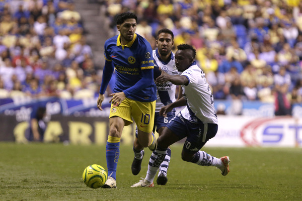 América vence a Puebla y se mantiene como líder