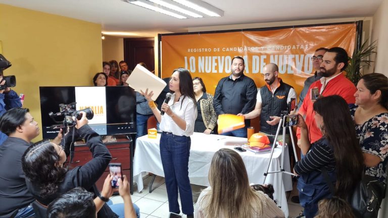 Natalia Rivera en la pelea por Hermosillo