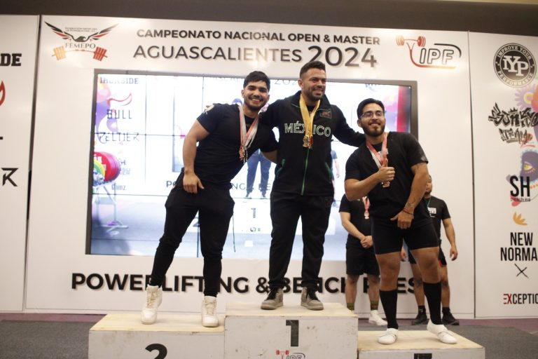 Levantando el nombre de México: Coach Tec Sonora va a mundial de Powerlifting