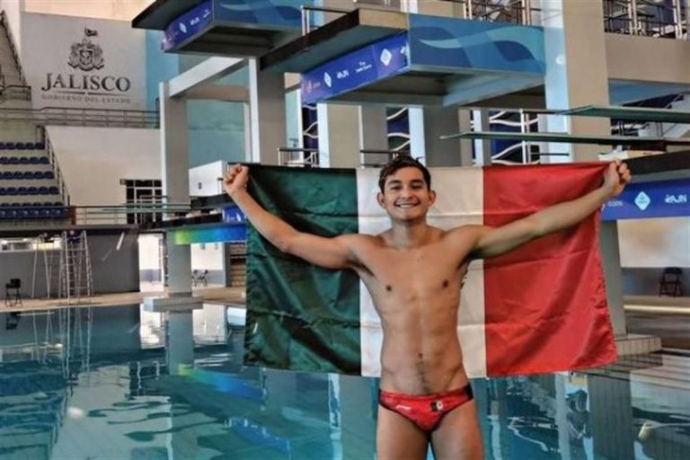 Kevin Berlín gana amparo y la Conade le regresará su beca