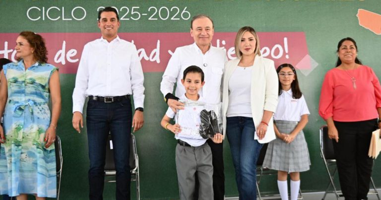 Alfonso Durazo reafirma compromiso por la educación