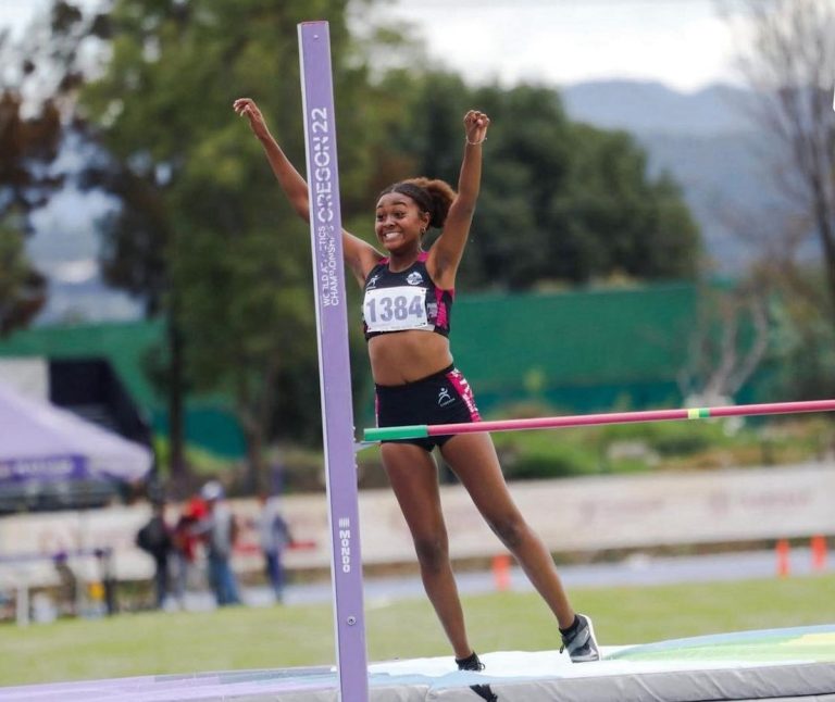 Alumna de Cobach Sonora es la reina del heptatlón en la Olimpiada Nacional 2025